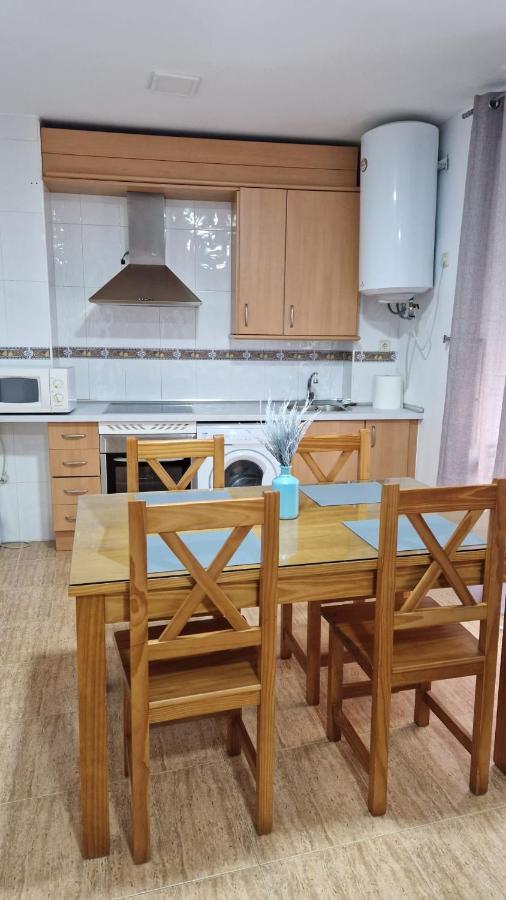 Apartamento Baeza Cozar 1 Apartment ภายนอก รูปภาพ