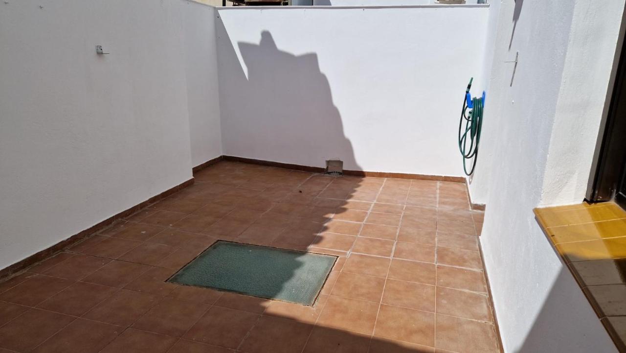 Apartamento Baeza Cozar 1 Apartment ภายนอก รูปภาพ