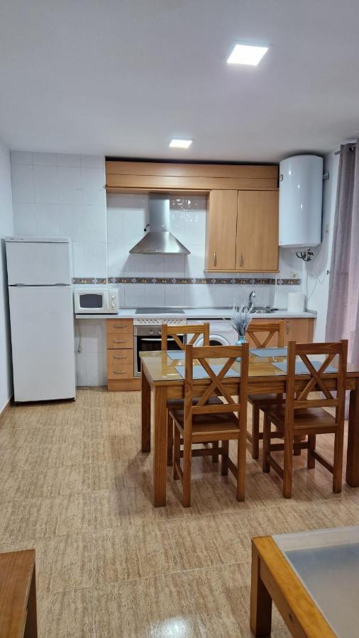 Apartamento Baeza Cozar 1 Apartment ภายนอก รูปภาพ
