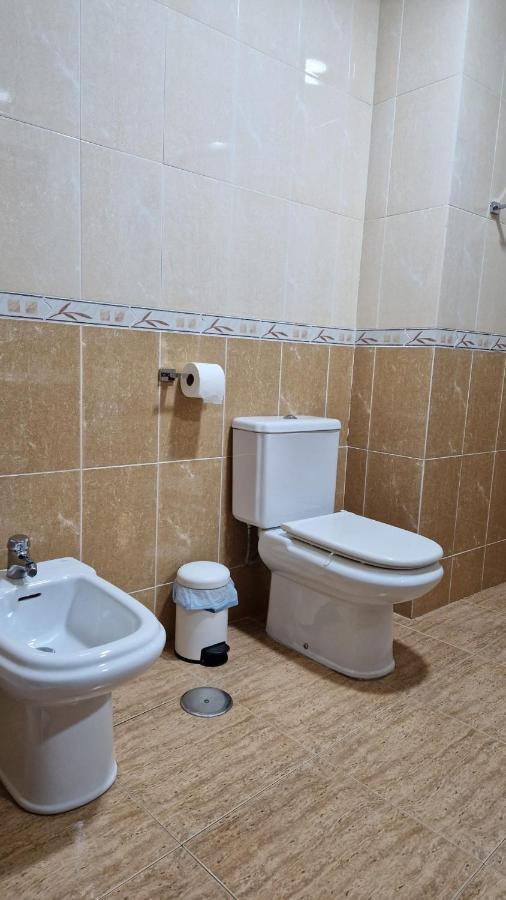 Apartamento Baeza Cozar 1 Apartment ภายนอก รูปภาพ